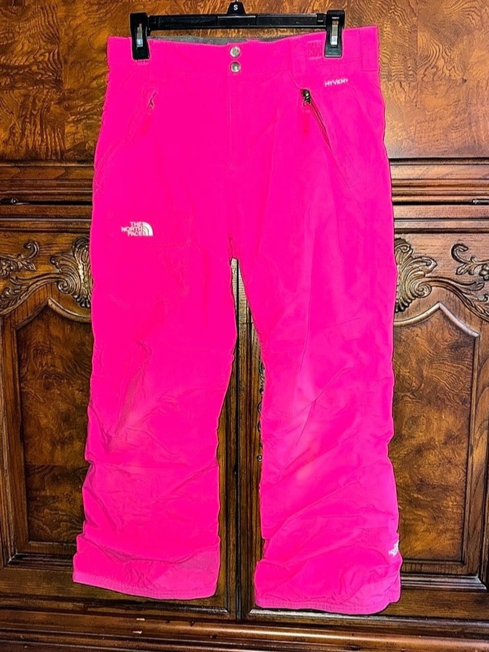 The North Face HyVent Insulated Ski Pants HyVent Girls Snow Pants Pink 14/16